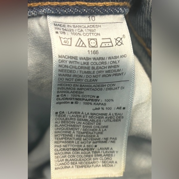 Old Navy Low Rise Boot Cut Jeans Size woman’s 10 - Picture 2 of 5